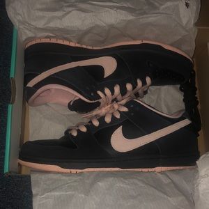 Nike SB Dunk Low “Corals”